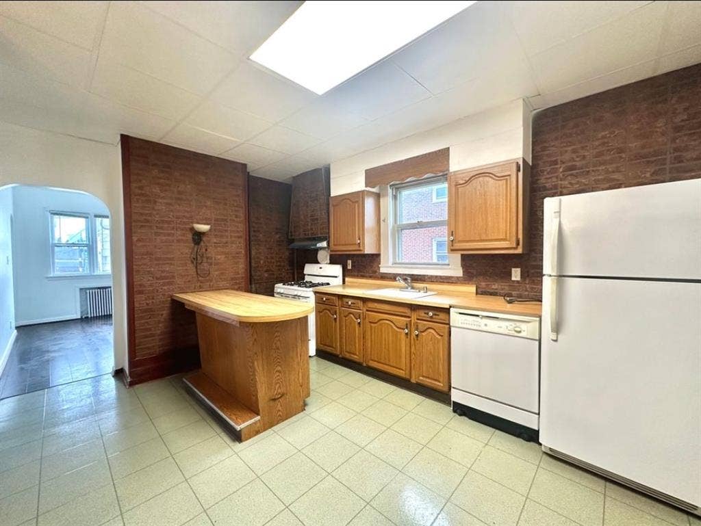 Looking for roommate for 2BR Apt.