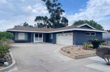 North Clairemont Quiet Canyon Home