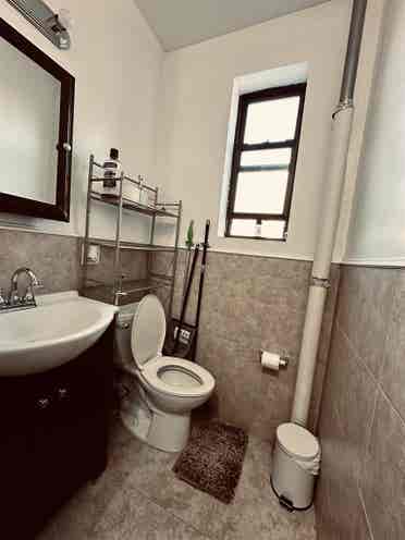 Amazing safe location Astoria
