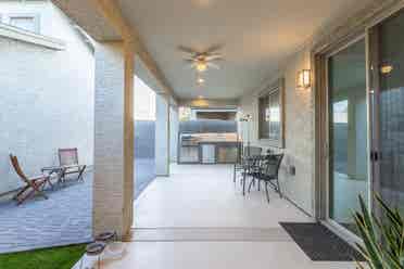 Central Phoenix home near Airport