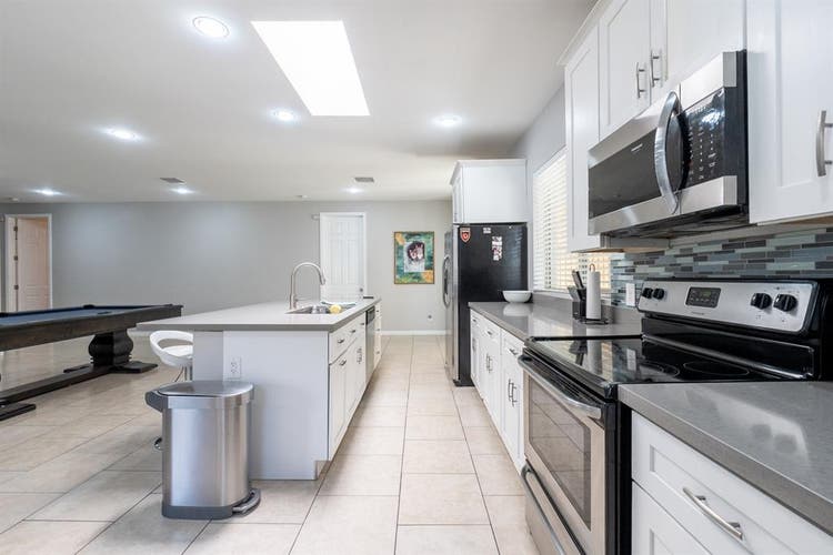 Central Phoenix home near Airport