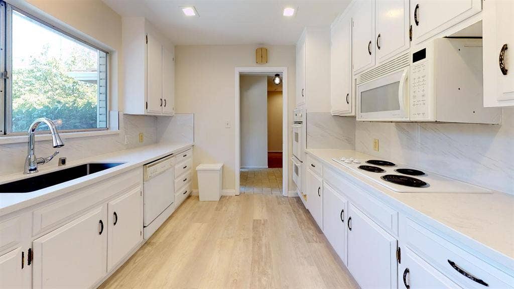 1 BR in Mountain View