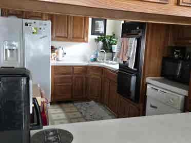 Room for rent with private bath rm