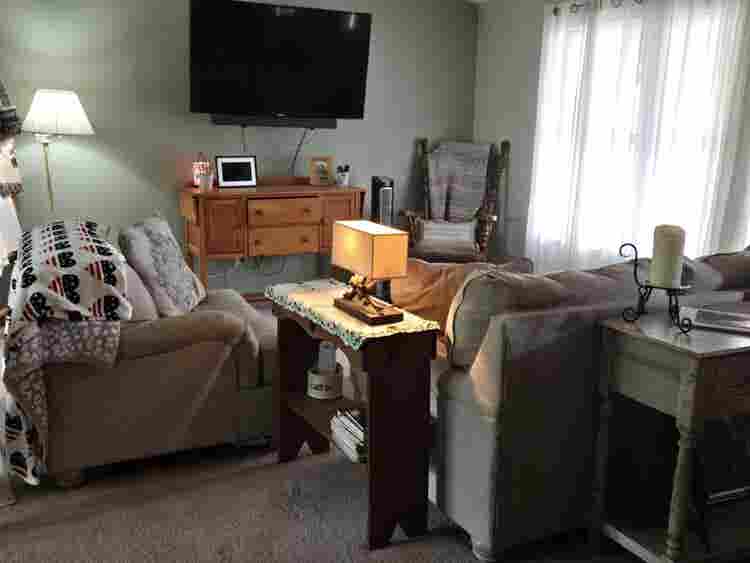 Room for rent with private bath rm