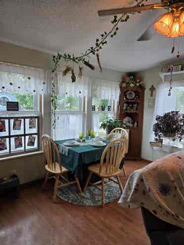 Room for rent with private bath rm