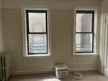 Room for Rent- $ - (Female only)