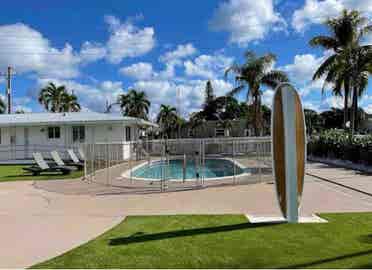 Furnished Apartment pool access