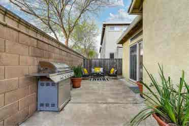 Furnished Master bedroom in Natomas