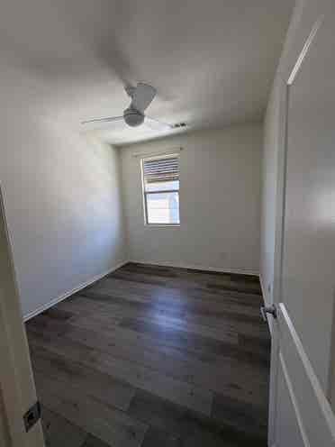 Private room available in Oceanside
