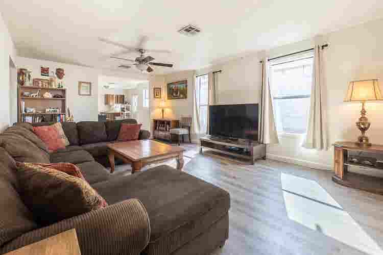 Private Room in Central Phoenix