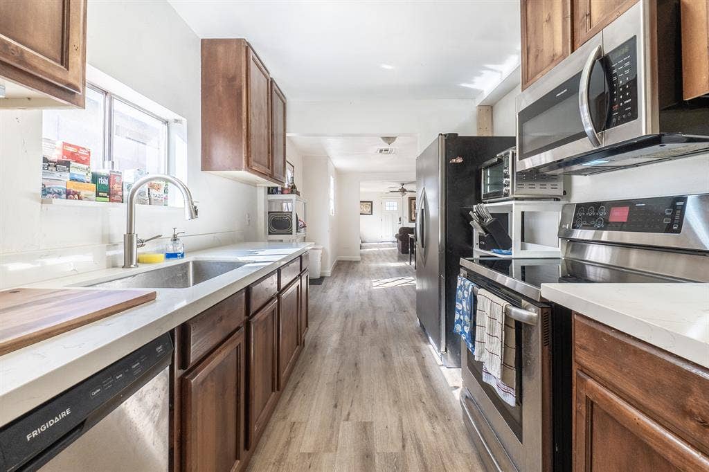 Private Room in Central Phoenix