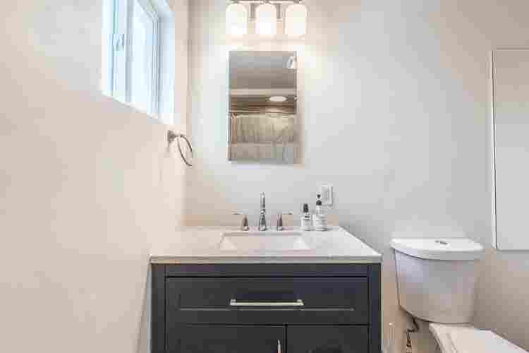 Private Room in Central Phoenix