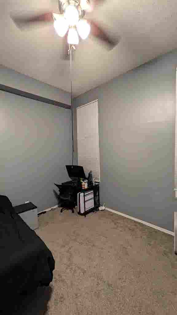 Large Room in Little Italy