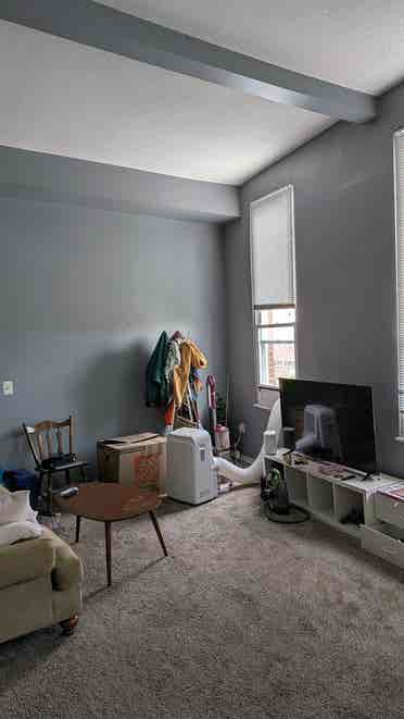 Large Room in Little Italy