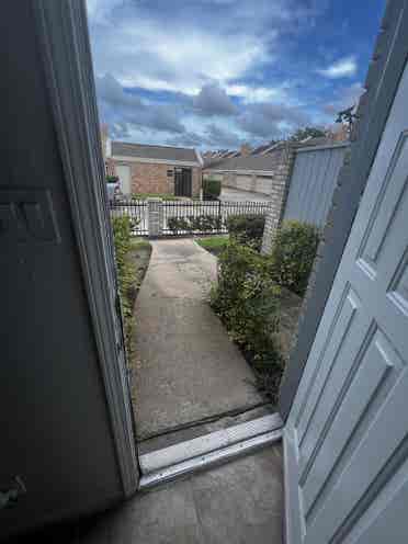 Master bedroom sublet -Aug 1st