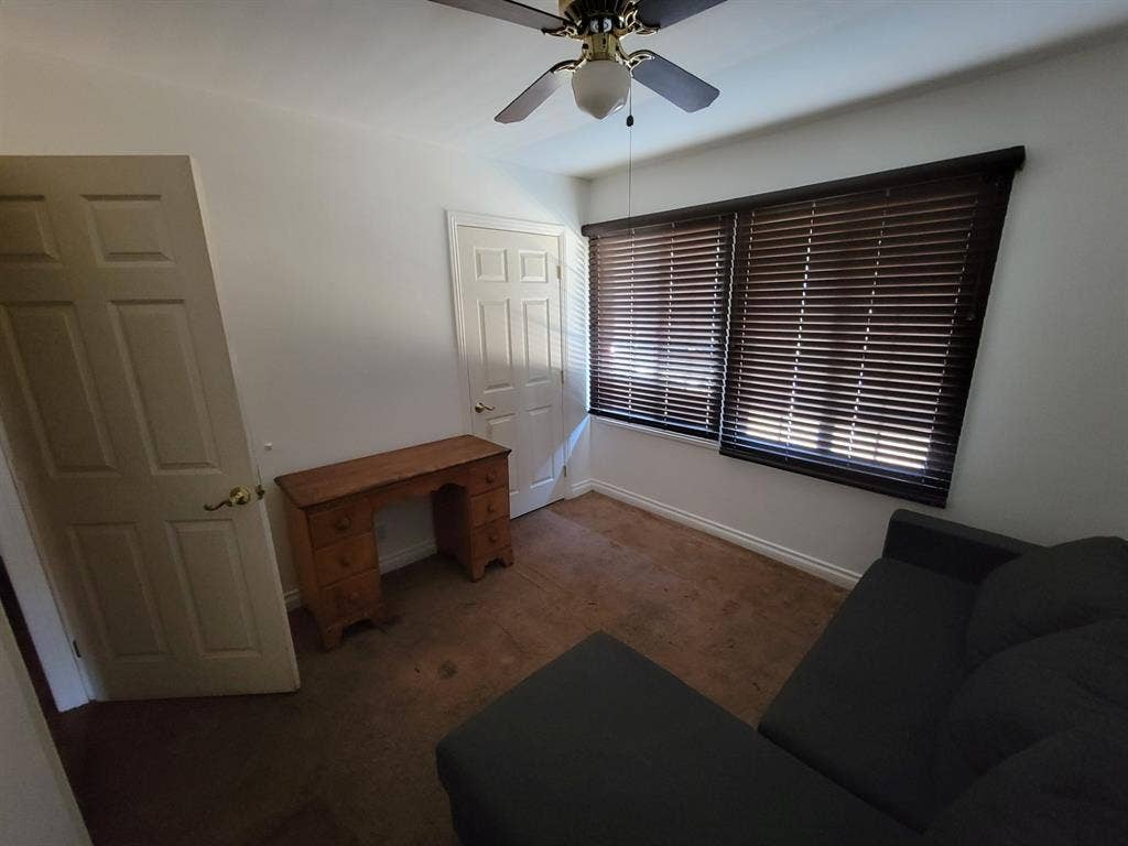 Room for rent sq ft.