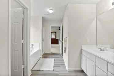 Rooms Available For Rent