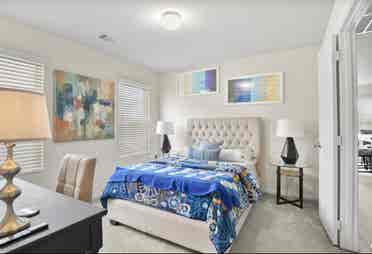 Rooms Available For Rent