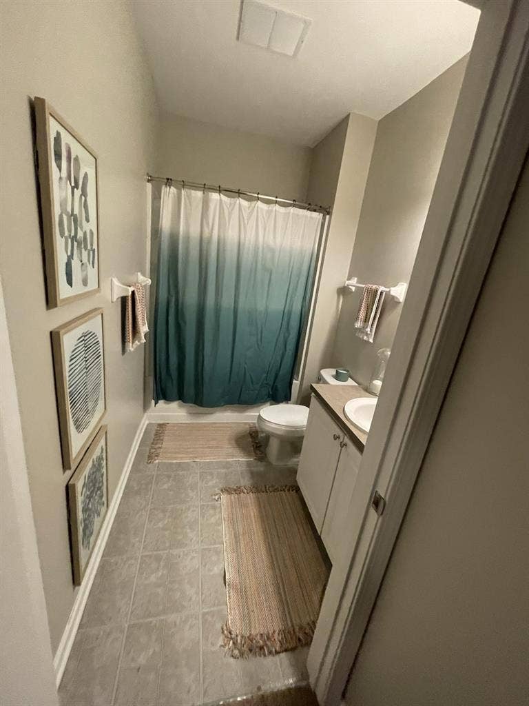 bath in a 4 person apartment