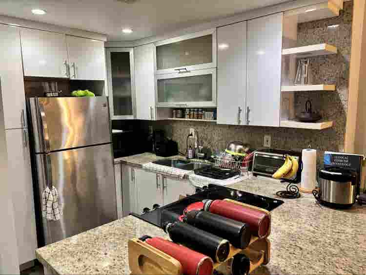 ISO F Roommate 4 Waterfront studio