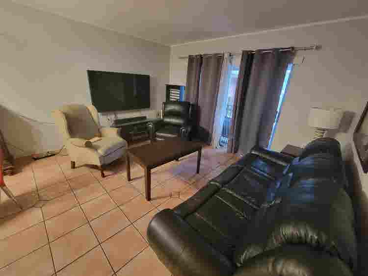 Master bedroom for rent in Kendall.