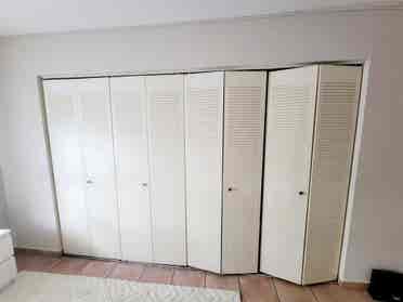 Master bedroom for rent in Kendall.