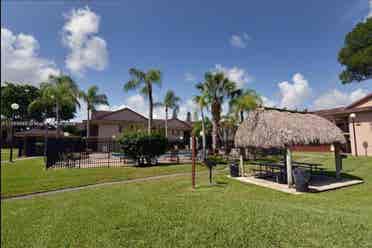 Master bedroom for rent in Kendall.