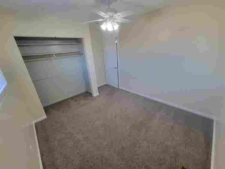 Looking for a roommate sep. 1st