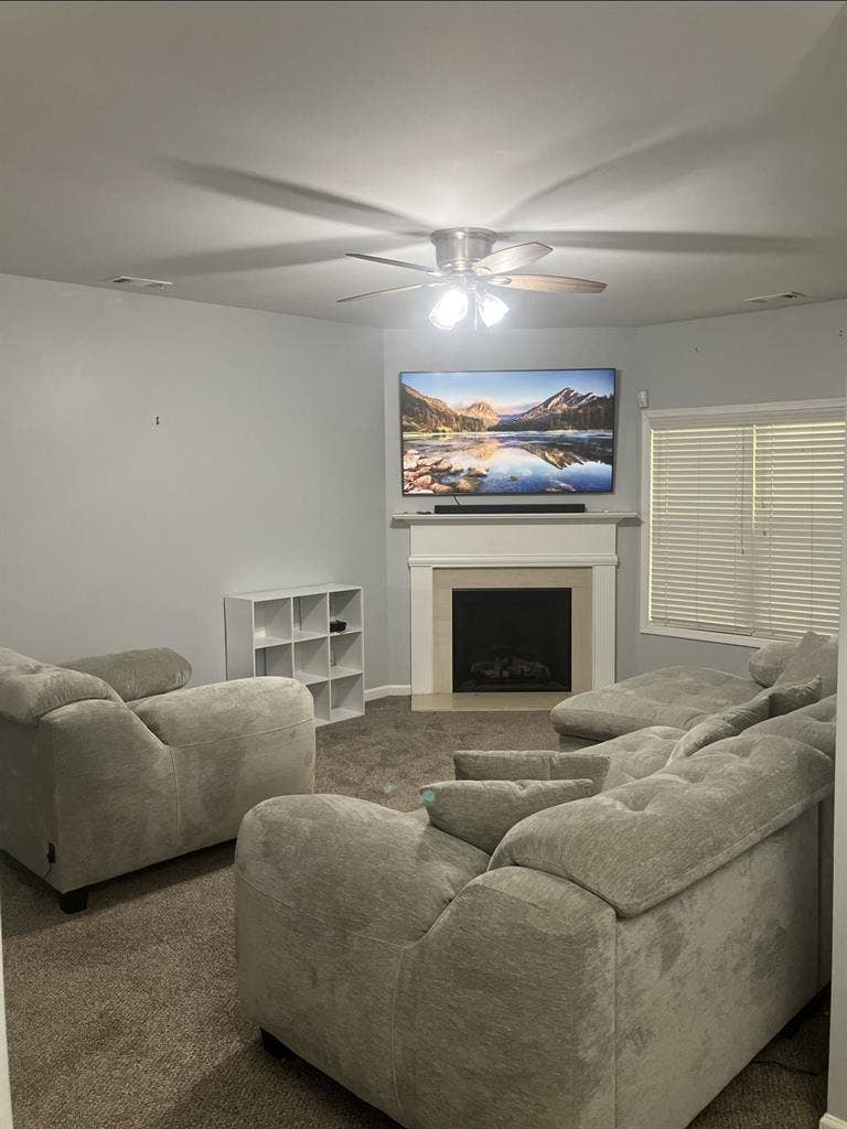 Room available $

a month