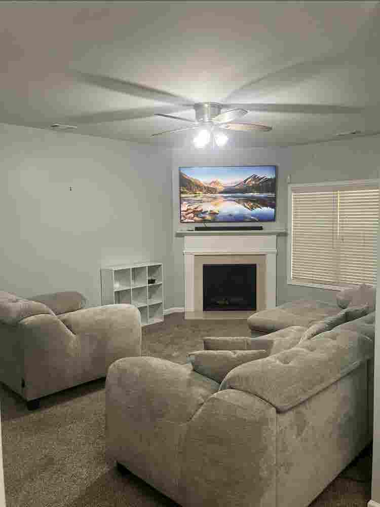 Room available $ 
a month