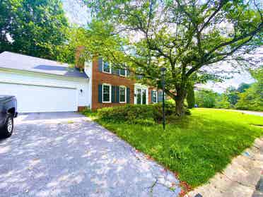 Room  High-End Home  Gaithersburg