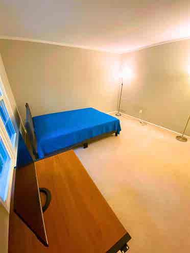 Room  High-End Home  Gaithersburg