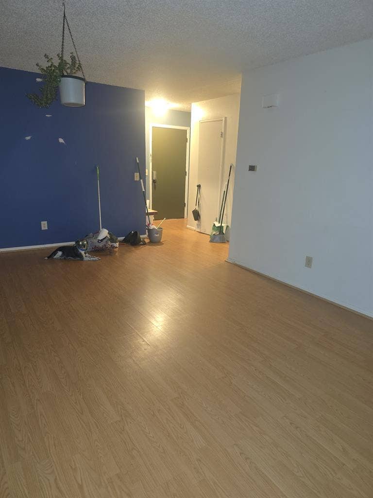Bath for rent ASAP