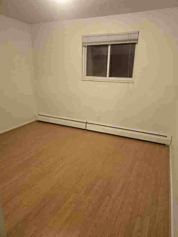 Bath for rent ASAP