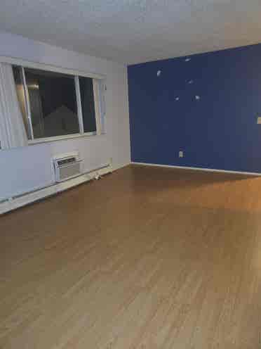 Bath for rent ASAP