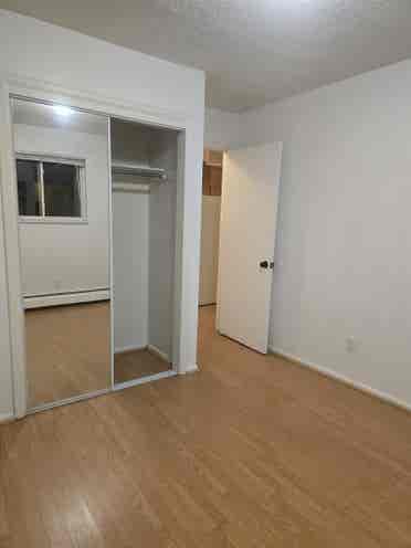 Bath for rent ASAP