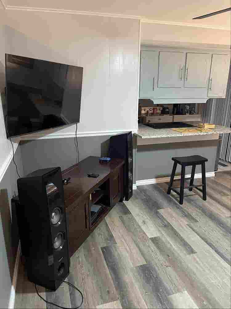 Looking for Roomate!
