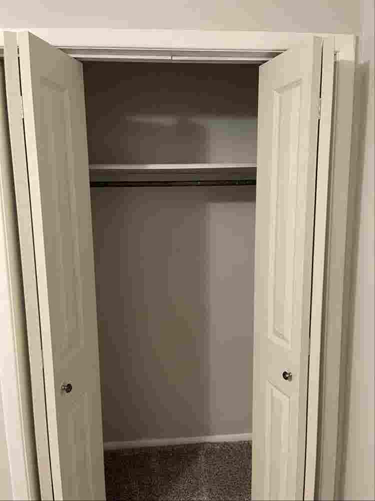 Looking for Roomate!