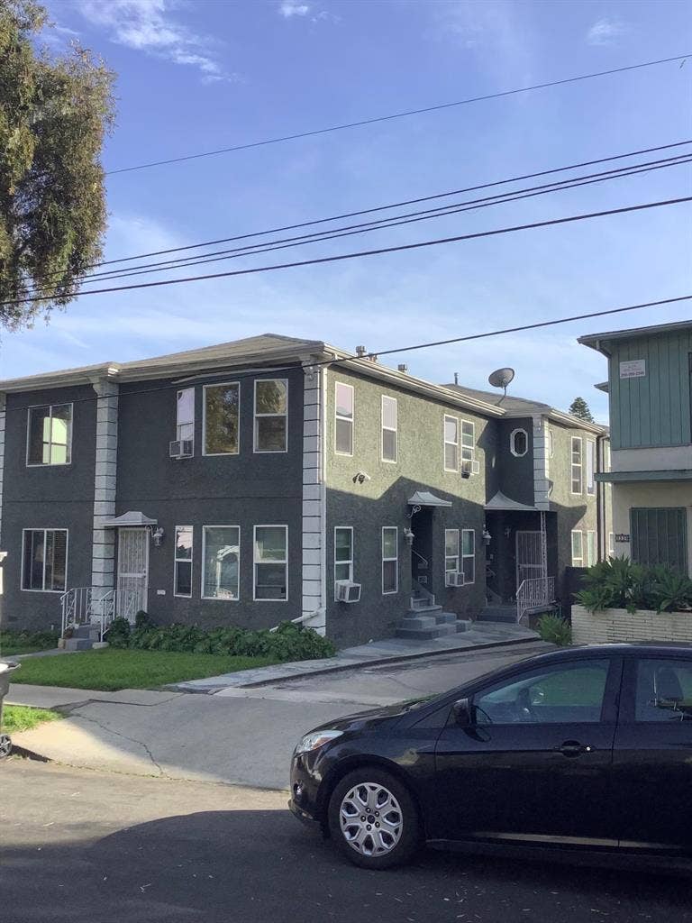 Room Available in 3-Bedroom Apt