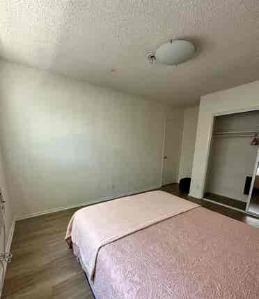 Private Room & bath available