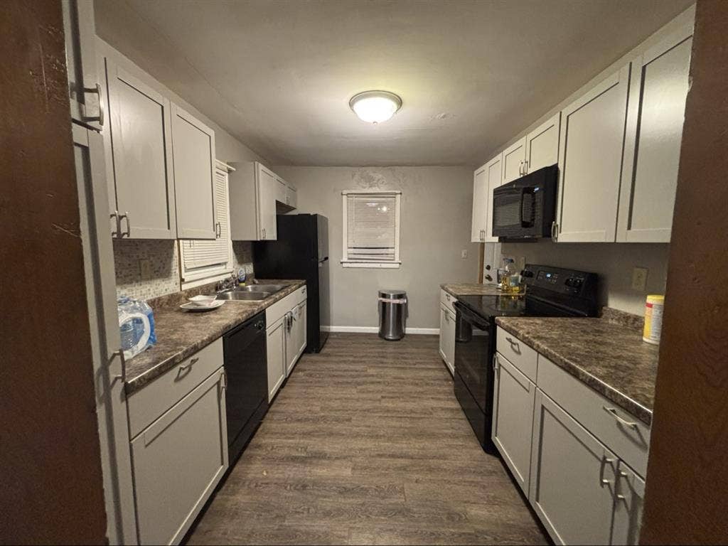 Room for rent!