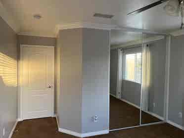 $ BEAUTIFUL ROOM FOR RENT