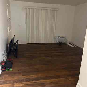Private room, own bathroom,