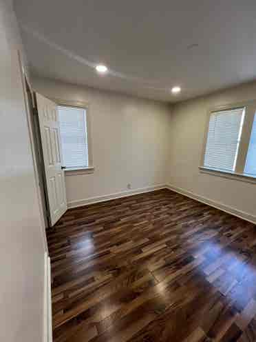 Room available in Mid City LA