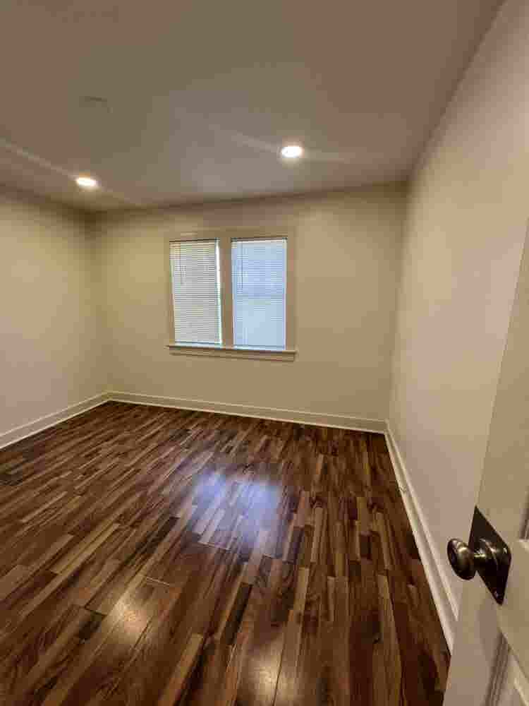 Room available in Mid City LA