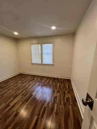 Room available in Mid City LA