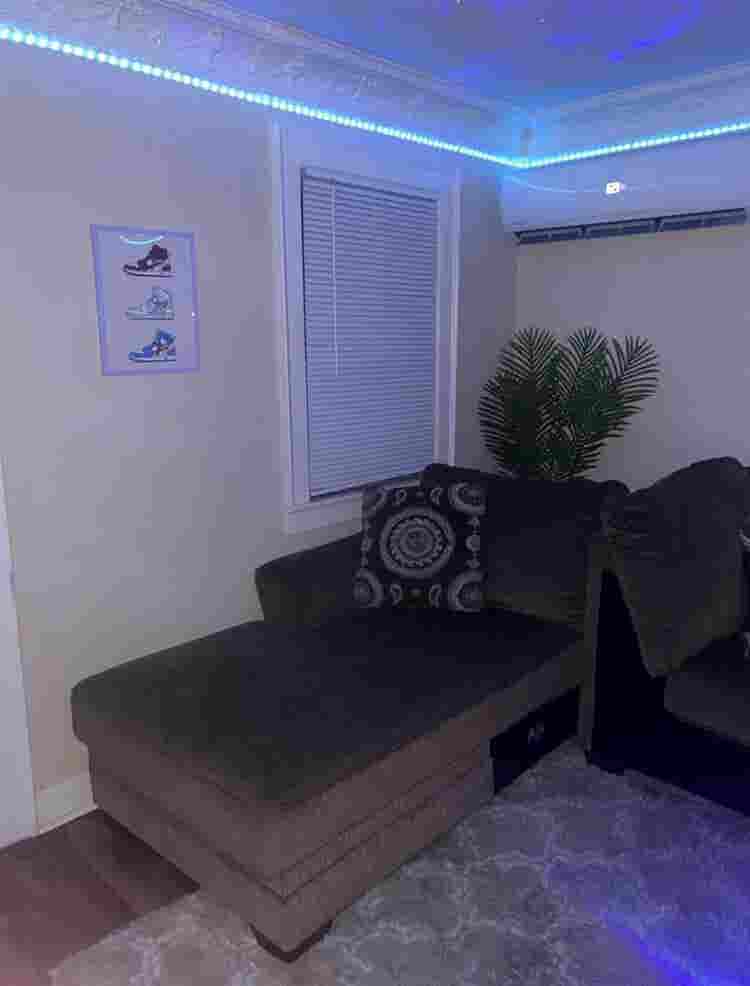 Room available in Mid City LA