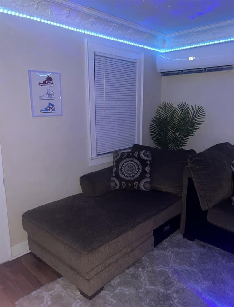 Room available in Mid City LA