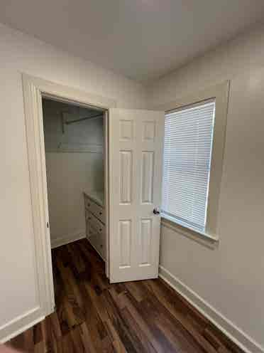 Room available in Mid City LA