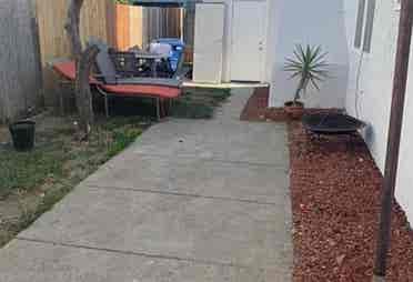 Room available in Mid City LA